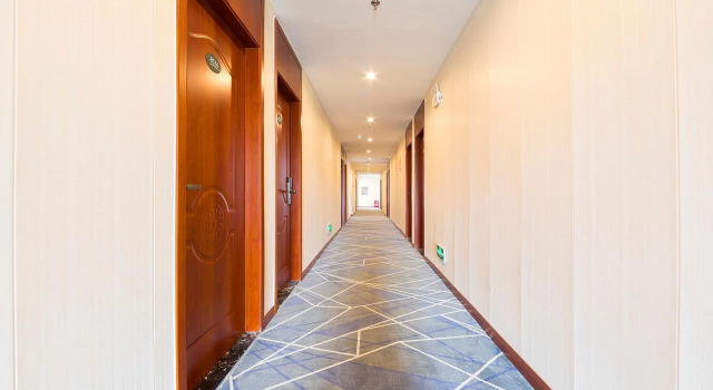 Elan Inn Wuhan Hongshan Plaza, Varaa Hotelli Wuchang 