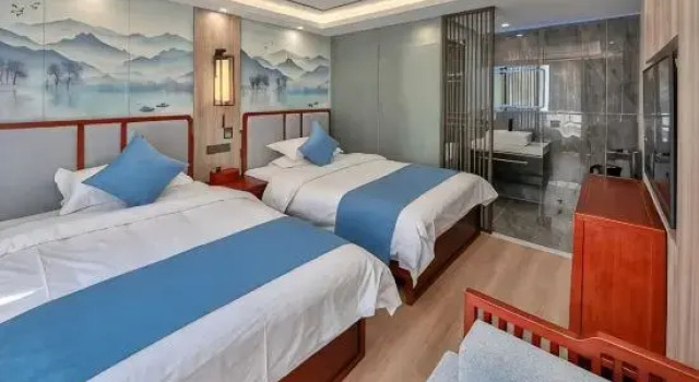 Номер Deluxe с 3 комнатами The 93 Hotel