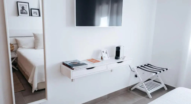 1A The Apartment