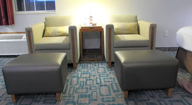Номер Deluxe Westbridge Inn & Suites