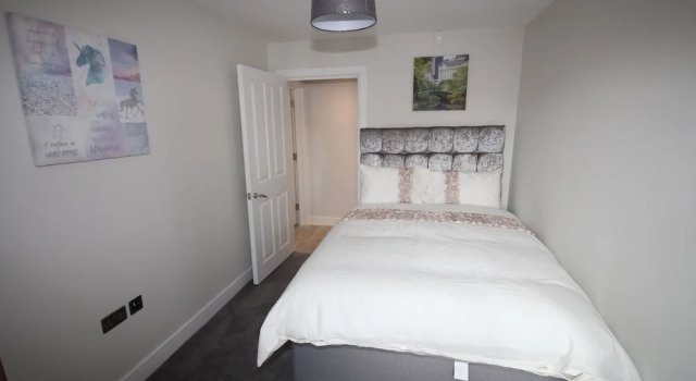 Holden Court Apartment - Apt 1, Забронировать Апартаменты/квартира Апартаменты Бакингемшир, Апартаменты/квартира