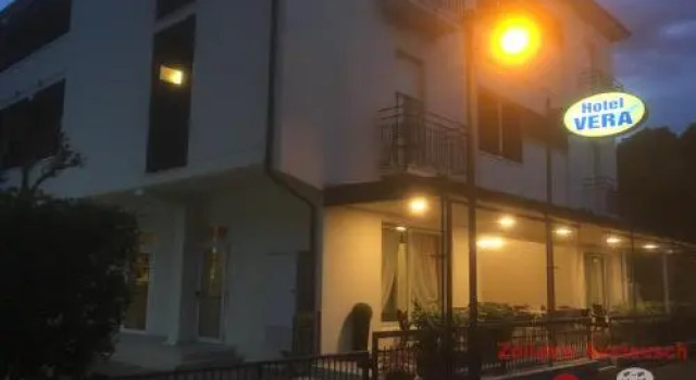Hotel Vera, Забронировать Отель Отели Чезенатико с парковкой, Парковка