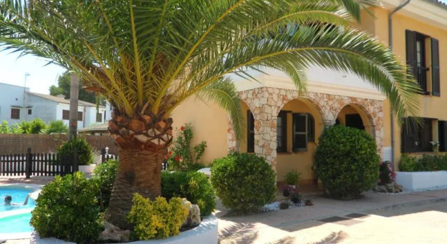 Villa Gran Familia, Rezerwuj Willa Muro Majorka