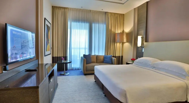 Двухместный номер Spacious с балконом Four Points by Sheraton Al Ain