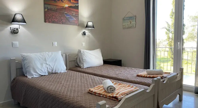 Апартаменты Alexander Apartments