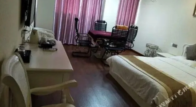 Xiaoqiang Business Hotel