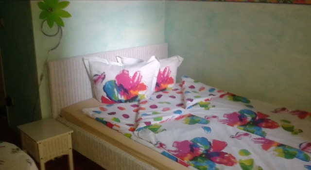 aCasa Bed & Breakfast, Забронировать Отель «постель и завтрак» Боккенхайм Франкфурт-на-Майне