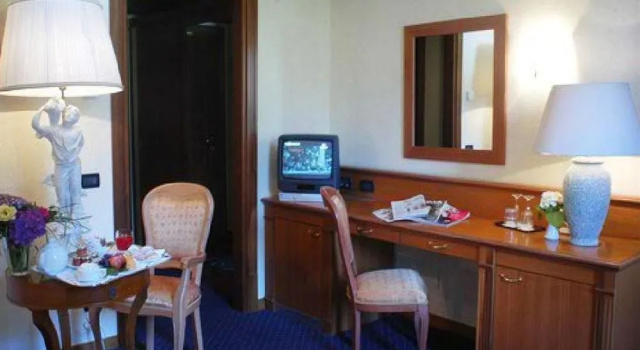 Hotel Villa Vecchia, Забронировать Вилла Отели Лацио с бассейном, Бассейн