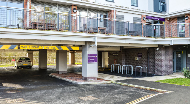Premier Inn Tiverton, Забронировать Отель Отели Тивертон 3 звезды, рядом с Загородный парк Grand Western Canal, 3*