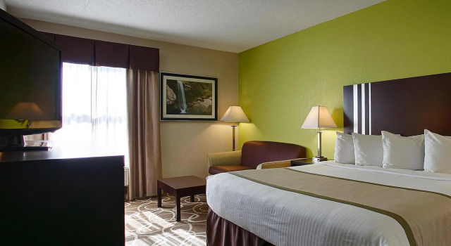 Номер Standard Best Western Lake Cumberland Inn