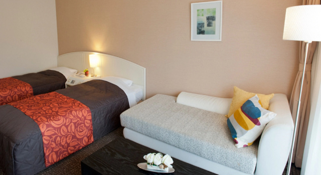 Standard Twin room Maple Arima