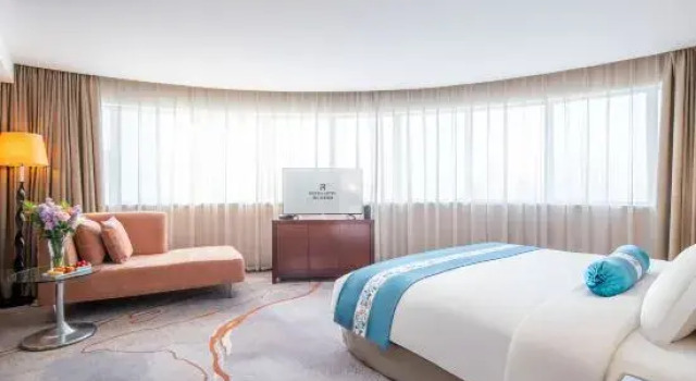 Люкс Superior Holiday Inn Downtown Hefei