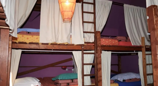 Gîte de Saint-Disdier, Prenota Ostello Ostelli a Valchiusa, Ostello