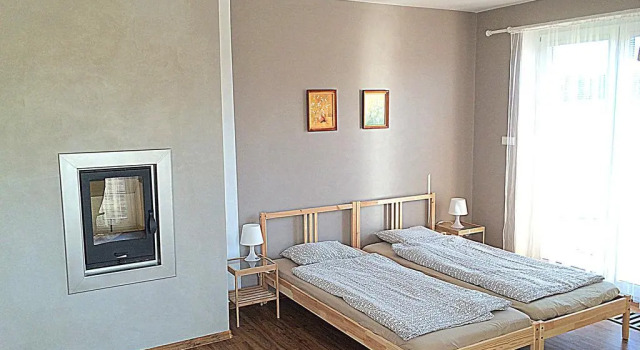 Apartmány Vojta, Rezerwuj Apartament Hotele w Central Bohemia z parkingiem, Parking