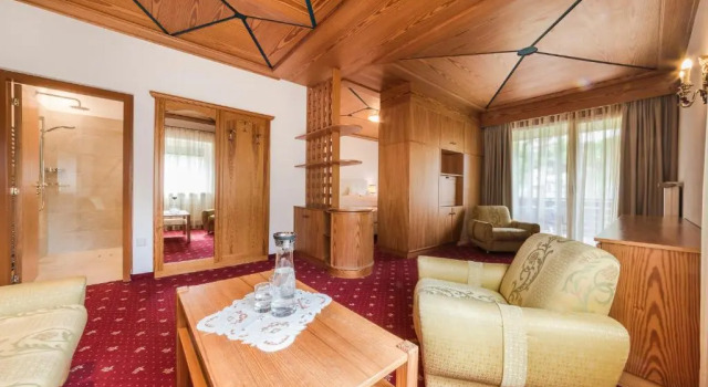 Апартаменты Hotel Theresia