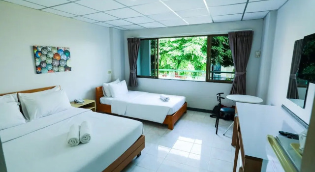 Двухместный номер Standard Central Place Hotel