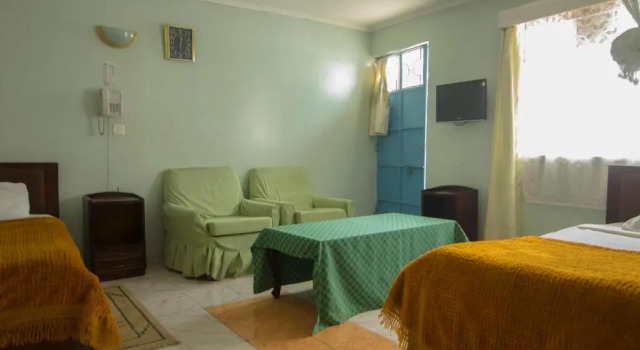 Rusam Villa Guest House, Réserver Maison d'hôtes Hôtels à Nairobi avec parking, Parking