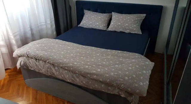 Ta'arof Apartment, Varaa Huoneisto Oradea 
