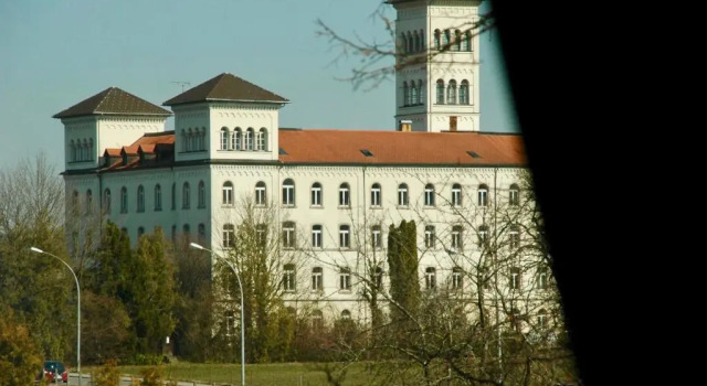 s'Hus 17 DG, Book Hotel Hotels in Vorarlberg with Parking, Parking