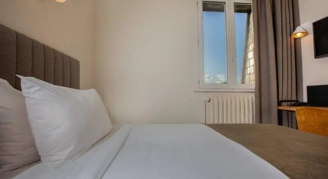 Двухместный номер Standard Grand Hotel de la Gare, Angers