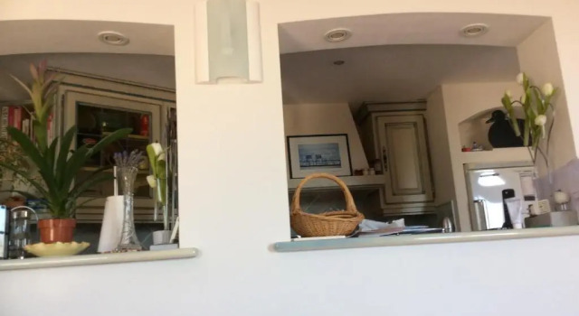 Room in Apartment - Beautiful F1 standing swimming pool, view, Reservar Apartamento Saint-Andre-de-la-Roche Marselha