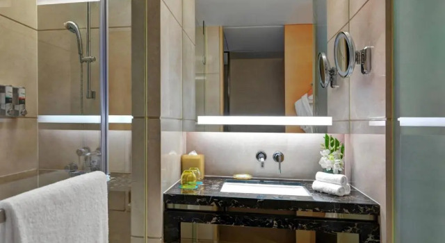 Двухместный номер Comfort Four Points® by Sheraton Guangzhou Financial City, Tianhe