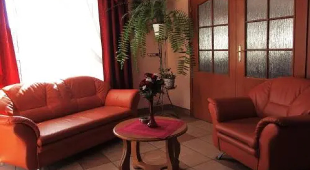 Villa Eden & Restaurant, Забронировать Отель Отели Мазурия с парковкой, Парковка