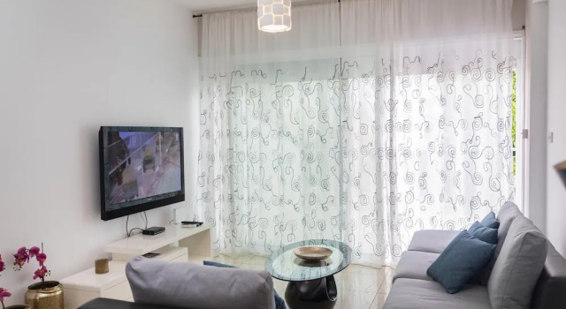 Bay View Gardens Apt 3, Boek Appartement Germasogeia 