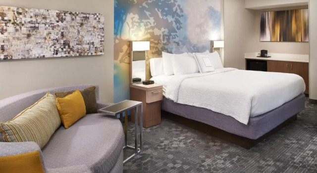 Двухместный номер Executive Courtyard by Marriott Cincinnati-Covington