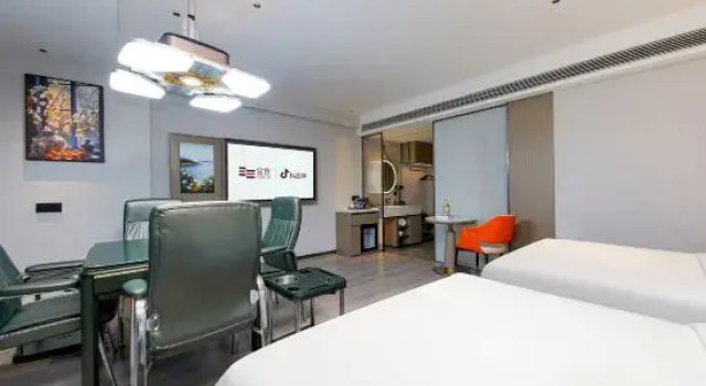 Люкс ECHIC Hotel（Yueyang Lou District Pedestrian Street Branch）