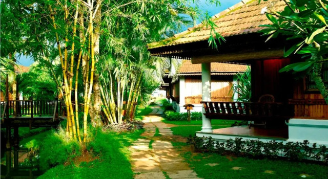 Вилла Kumarakom Lake Resort