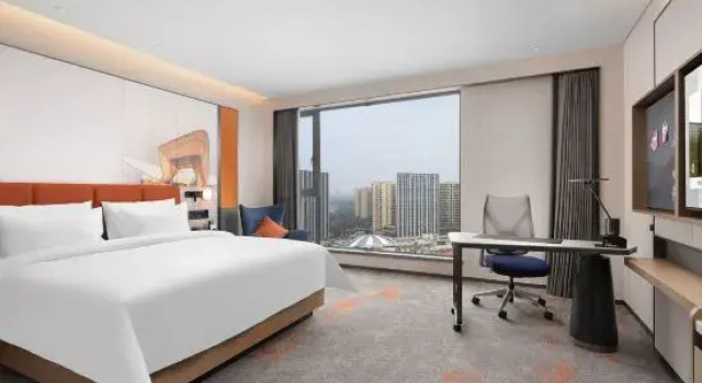 Двухместный номер Standard с видом на город Hampton by Hilton Chengdu West Railway Station