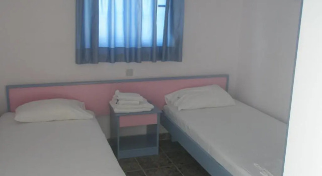 Трёхместный номер Standard Aphrodite Beach Hotel