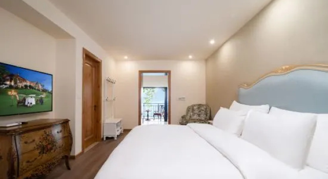 Двухместный люкс с видом на горы Moganshan QUEEN'S HOTEL·SONGWU VILLA COMPLEX