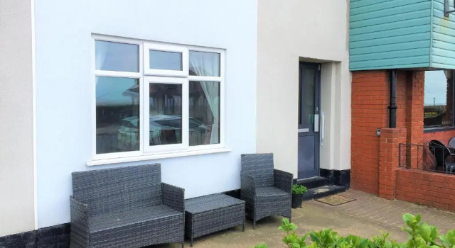Апартаменты с 2 комнатами Lovely Sea Front House in Cleethorpes - sleeps 6