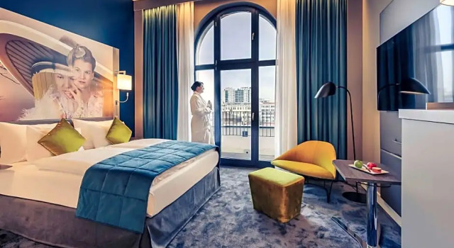 Двухместный номер Standard с балконом MERCURE Hotel Berlin Wittenbergplatz