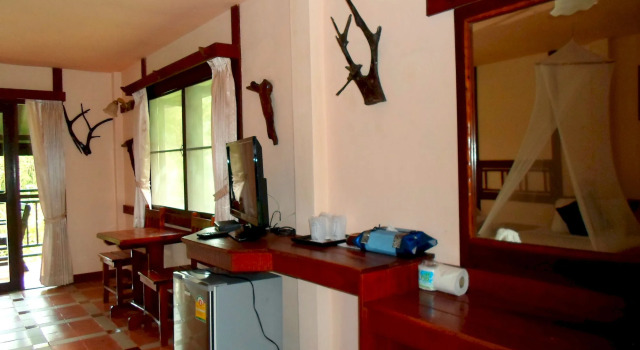 Khao Sok River Lodge Hotel