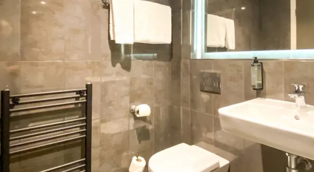 Номер Deluxe Almondsbury Inn & Lounge