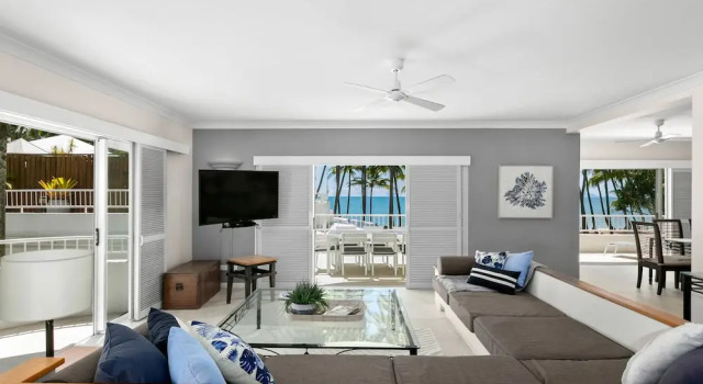 Belle Escapes - Absolute Beachfront Apartment with Private Pool Alamanda Resort "48"
