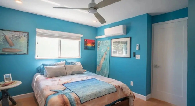 Island Style Waterfront Retreat w Private Dock, Varaa Lomakoti Huvilat kohteessa Florida, Villa