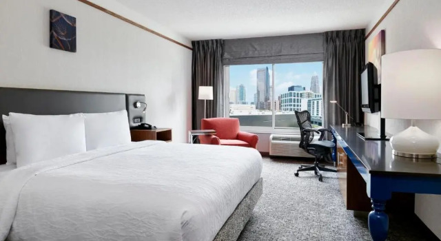 Номер Accessible Hilton Garden Inn Charlotte Uptown