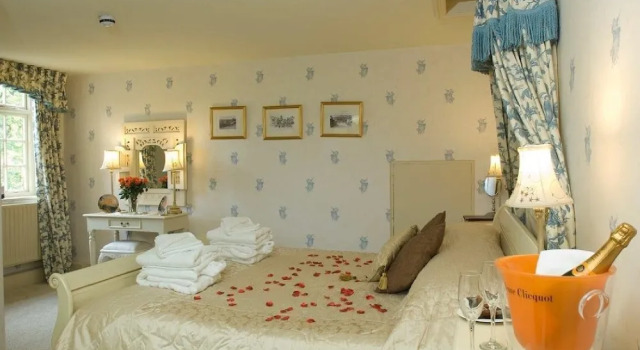 The Manners Arms, Rezervați Hotel Knipton Leicestershire