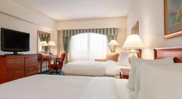 Standard Vierer Zimmer Radisson Hotel Cedar Rapids