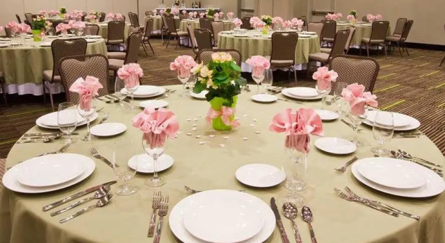 Полулюкс Hilton Garden Inn Raleigh Cary