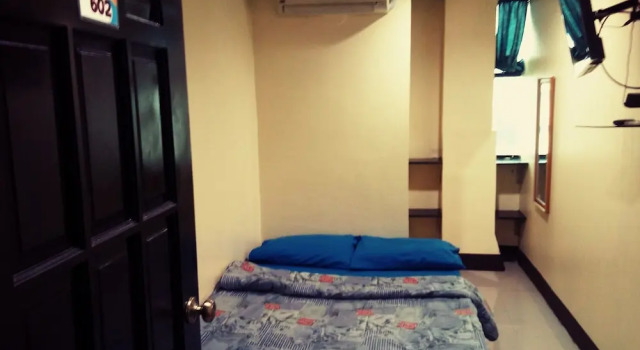 Четырёхместный номер Economy Honey Hunt House