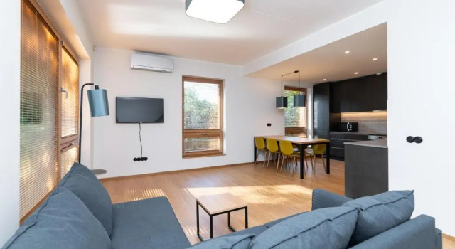 Self-check-in 3 bedroom apartment with sauna and balconies, Rezervovat Apartmán Hotely v Harjumaa s parkováním, Parkování