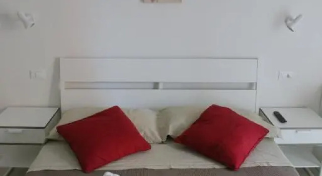 SoleLuna Fiera 6 Rooms, Забронировать Отель Сан-Донато 