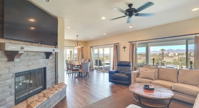 Enjoy Million-dollar Views! Lake Havasu City Home, Забронировать Дом для отпуска Виллы Лейк-Хавасу-Сити, рядом с Havasu Riviera State Park, Вилла