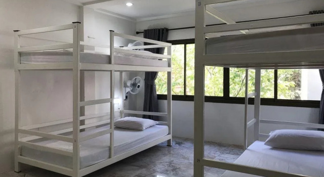 Coasters Hostel and Cafe