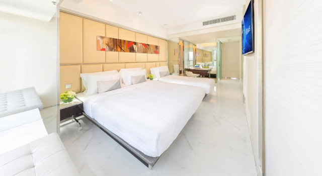 Номер Standard iclub AMTD Sheung Wan Hotel